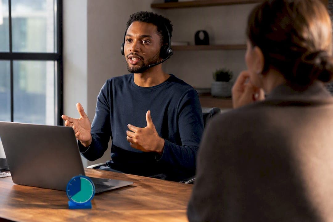 Managers: 10 Sales Role Play Games That Cut Ramp 147% with AI