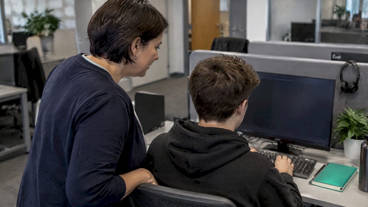 Prove Chat Simulation Training for Managers in 1–8 Weeks