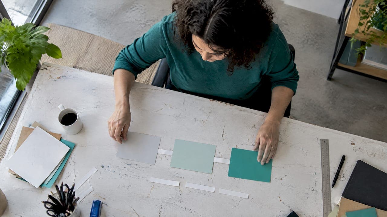 Designer First Workflow to Design Learning Pathways for Training Teams
